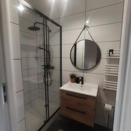 Jeziorna 26 *