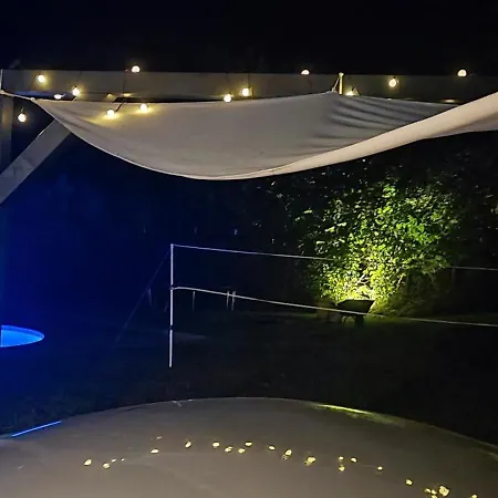 Jeziorna 26 度假居 *