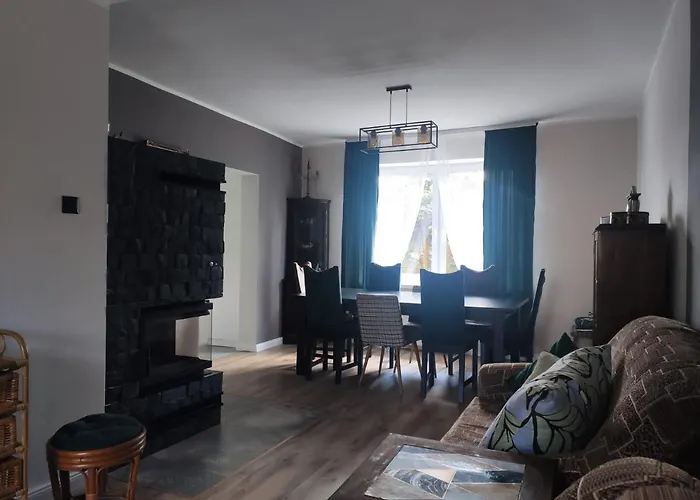 Jeziorna 26 度假居 *