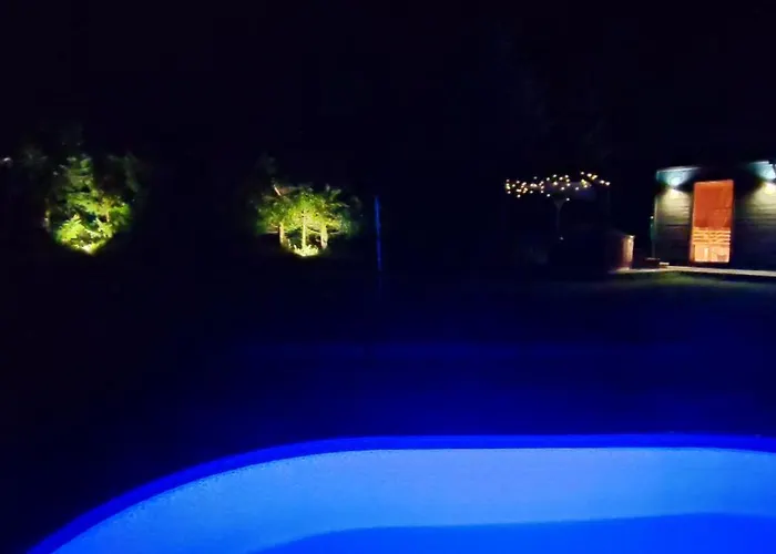 Semesterbostad Jeziorna 26 *